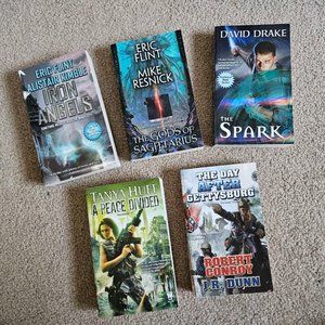5 Books Bundle - Mass Market Paperback - Flint, Kimble, Resnick,‎ Huff, Drake